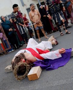 Via Crucis 23