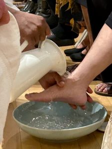 Washing of feet 4